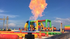 HÀNG RÀO TƯỜNG LỬA CÓ MÁY PHUN LỬA