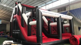 THÁP NHẢY KHỔNG LỒ