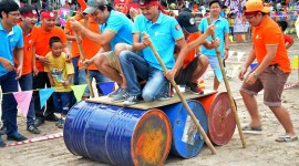 thuynh phi lướt ván